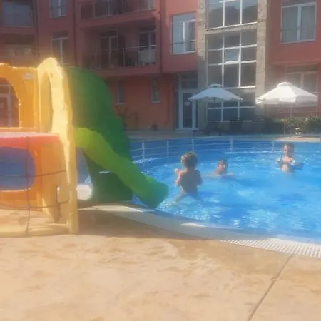 студио_рейнбоу Apartment